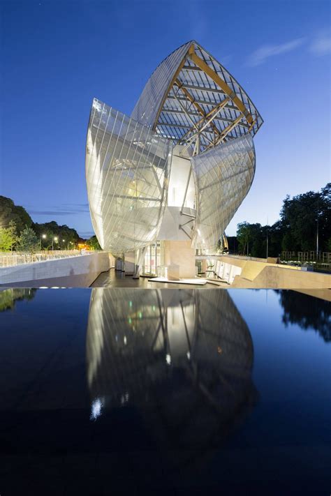 wiki fondation louis vuitton